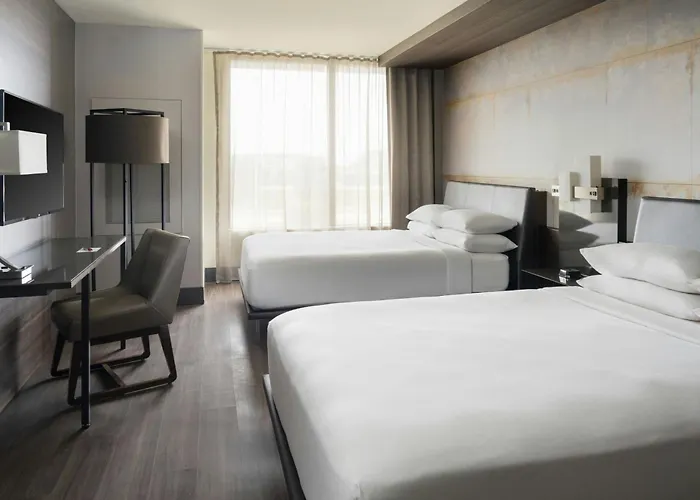 Hotel Marriott 3*