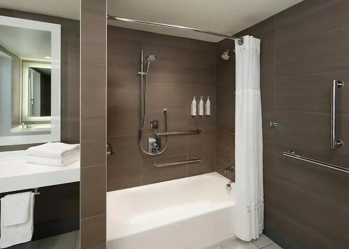 Hotel Marriott 3*