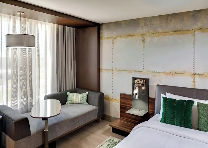 Hotel Marriott 3*